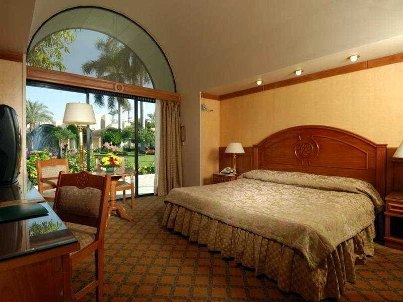 המבנטוטה The Oasis Beach Resort מראה חיצוני תמונה