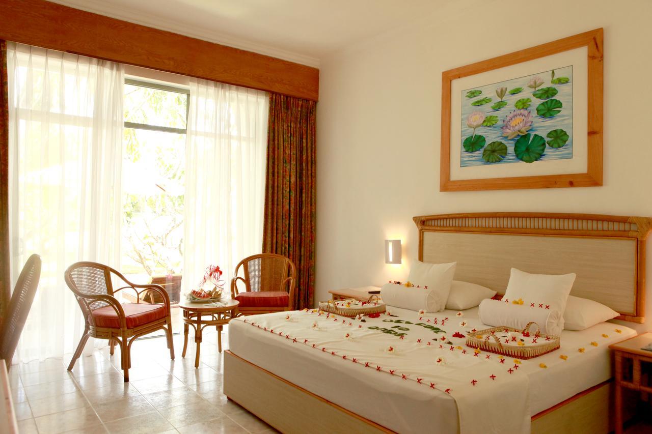 המבנטוטה The Oasis Beach Resort מראה חיצוני תמונה