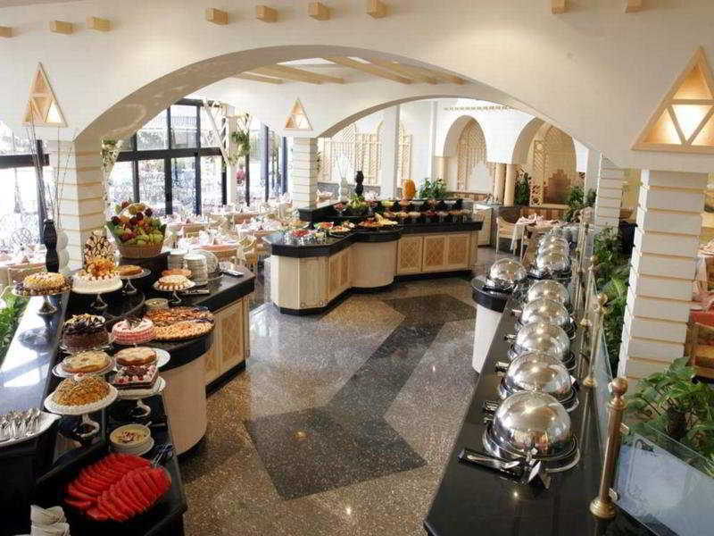 המבנטוטה The Oasis Beach Resort מראה חיצוני תמונה